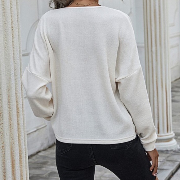 SOLD OUT Cream Grommet Neckline Pocket Long Sleeve Tee - Picture 2 of 5